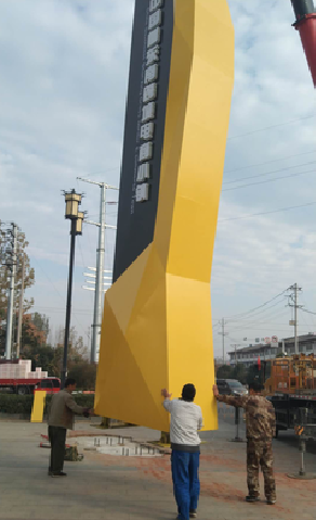 兴国标识标牌的安装方法。